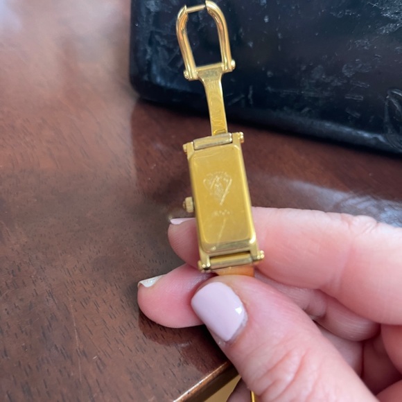 Vintage Gucci Watch - Picture 4 of 11